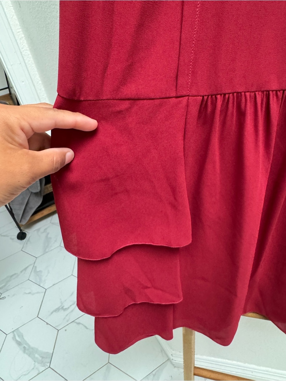 La Vie Delight Great Gatsby Dress Sleeveless Tiered Midi Dress in Wine Red M - Picture 8 of 12